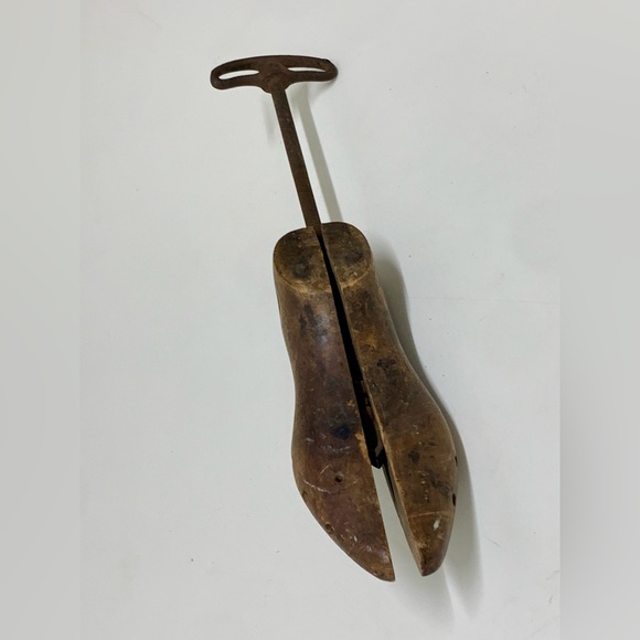 Early 20th Century Patented Antique G E Belcher & Stoughton #2 Shoe Stretcher - Picture 9 of 16